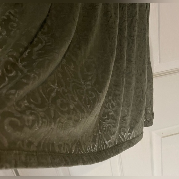 Women’s Green Kenar Babydoll Sinched Short Sleeve Round Neck T Shirt Blouse Sm - Picture 6 of 6